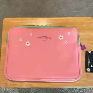 Marc Jacobs Daisy Laptop Case - New